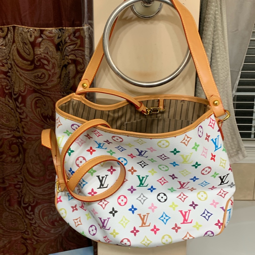 NWOT Women’s Shoulder Bag